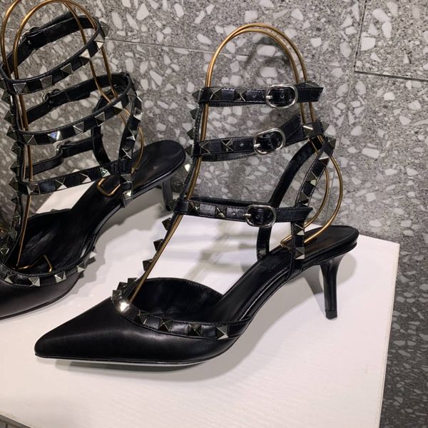 

valentino shoes luxury designers shoes 2021 fashion sandals high heels imitation counter brand sandals high heels k19, Black