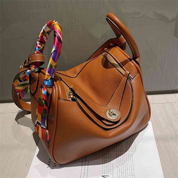 

80% off outlet store high sense litchi pattern bag female autumn new style portable one shoulder messenger bag pillow factory online sale, Black;red
