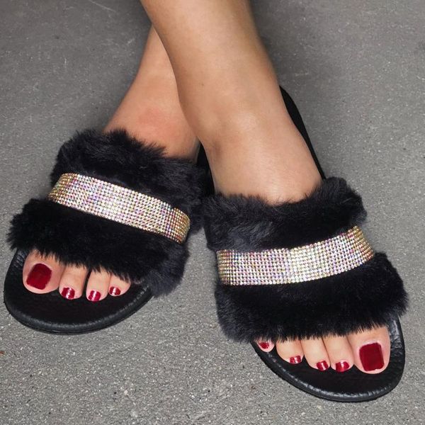 

plush home fashion wild hair women slippers bright diamond warm sandals female flip flop flat with interior, Black