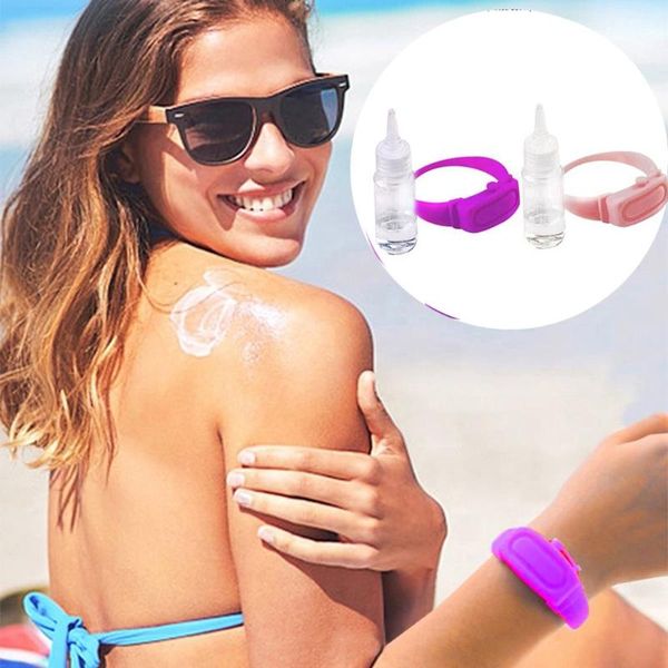 

watch bands 2pcs wristband hand dispenser this wearable sanitizer pumps disinfecta silicone band bracelet desinfectant, Black;brown