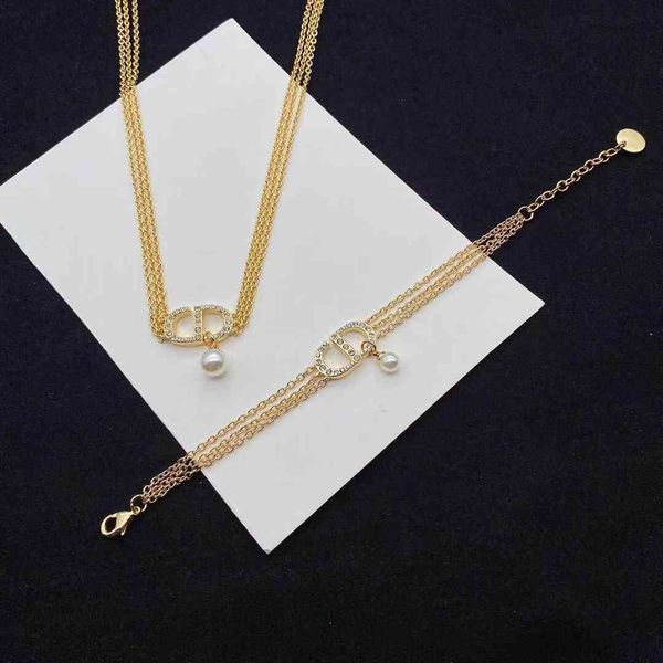 

dio/christian / d multi-layer cd pearl necklace personality simple temperament wind diamond letter bracelet female, Red;brown