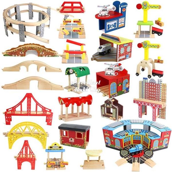 Ahşap Tren Kitleri Aksesuarları, DIY Montaj Yapı Taşları, Eğitici Oyuncak, Draw Bridge, Otopark, Benzin İstasyonu, Vinç, Uyumlu Tüm Markalar Ahşap Parça, Erkek Çocuk Hediye