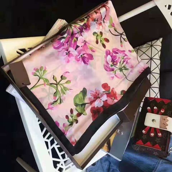 

2021 wholesale-the famous style design 100% silk scarves of woman solid colors soft fashion shawl elegant women silk scarf square size 90*18, Blue;gray