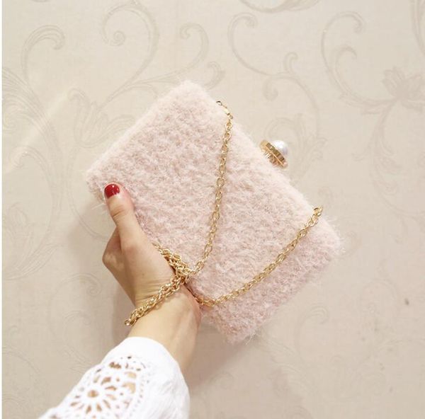 

white plush women&#39s mini evening bags fashion clutch banquet bag girls shoulder bag messenger bag 2020