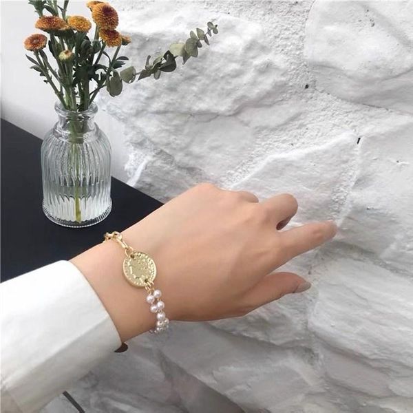 

link, chain simple european and american style bracelet golden imitation pearl kpop accessories vintage lady face round bangle for women, Black