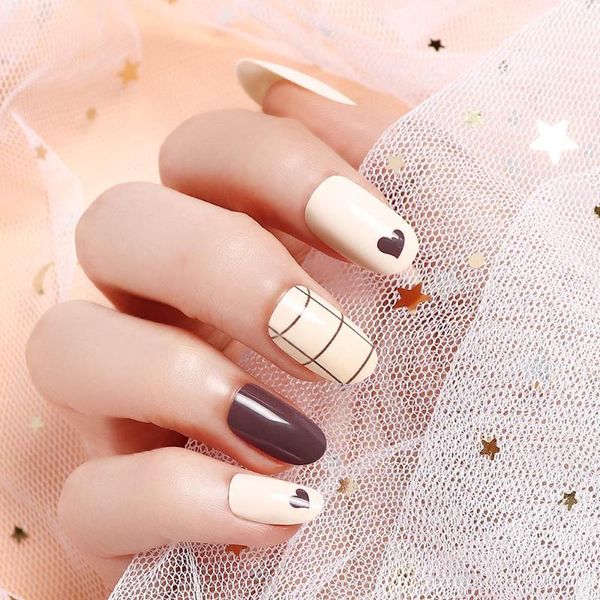 

fake nails art nail tips press on false with designs set full cover artificial plaid kiss display retro long tipsy stick, Red;gold
