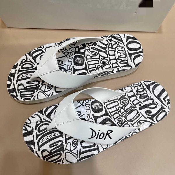 

european station 2021 and american men printed flip flops luxury fashion shoes trend casual versatile zlh, Black