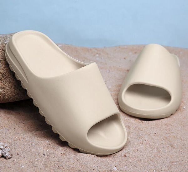 

west foam clog kanye sandal triple black slide fashion slipper women mens tainers beach sandals slip-on shoes wy1562 summer luxurys yeezzys