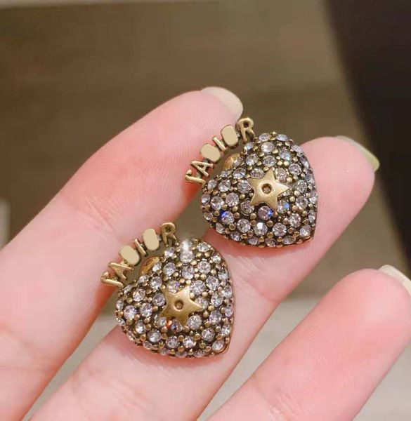 

d family heart shaped earrings di family gong tingfeng jewelry letter full diamond earrings, Golden