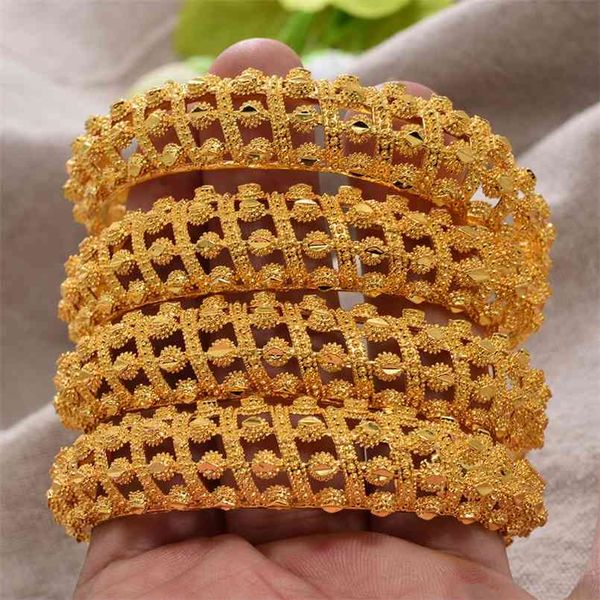

4pcs/lot gold color bangles for women dubai bride wedding cuff bracelet africa jewelry charm party gifts 210918, Black