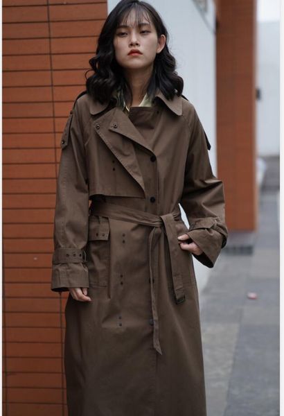 

korea runway designer 2021 autumn/autum maxi long rivet trench coat with chic female classic jacket, Black