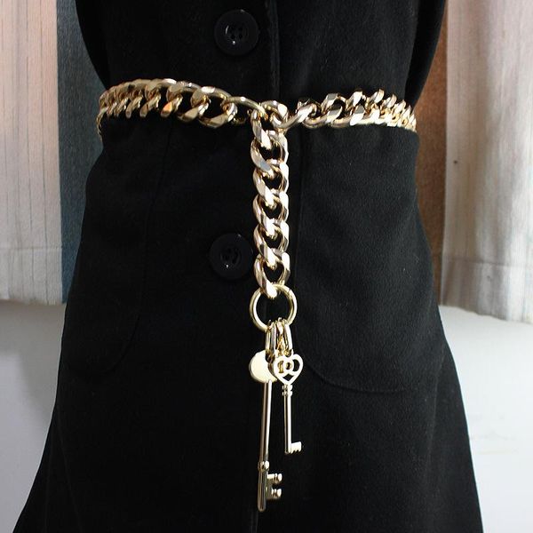 

belts 2021 luiury metallic long chain waist belt for women silver gold lock statement wide punk style femele cinture, Black;brown