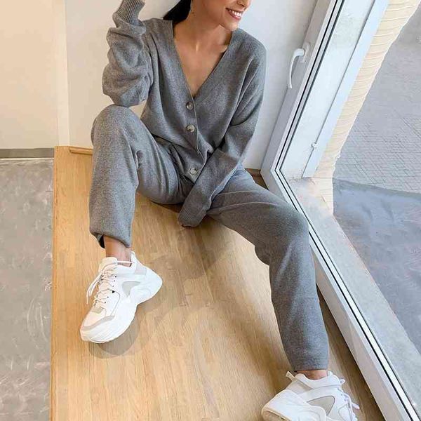 

knitted sweater sets autumn women's suits casual knit female track suit v-neck sweaters long pants elegant ladies streetwear set 210331, Gray