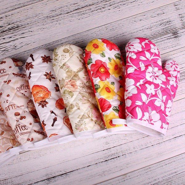 

oven mitts 1pcs cute kitchen supplies cotton thick microwave gloves high-temperature insulation