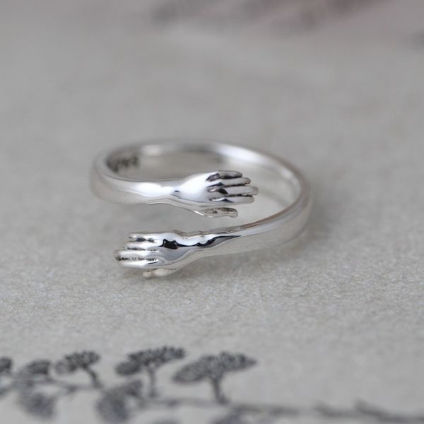 

golden deer king s925 silver ring with hands embracing ring jewelry, Black