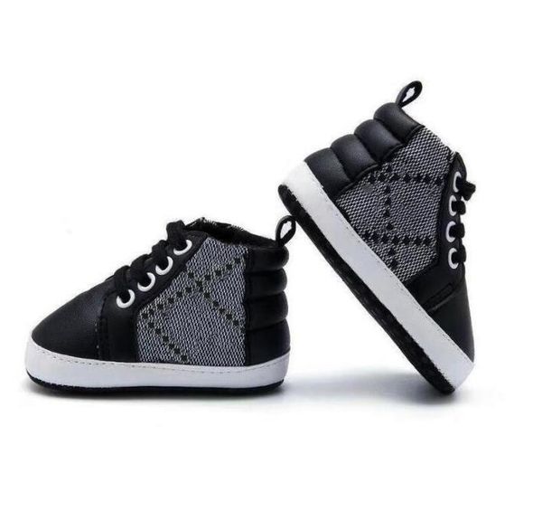 

2021 designer kids baby boy shoes newborn first walker sneakers solid crib infant pu leather footwear toddler children girl1173406