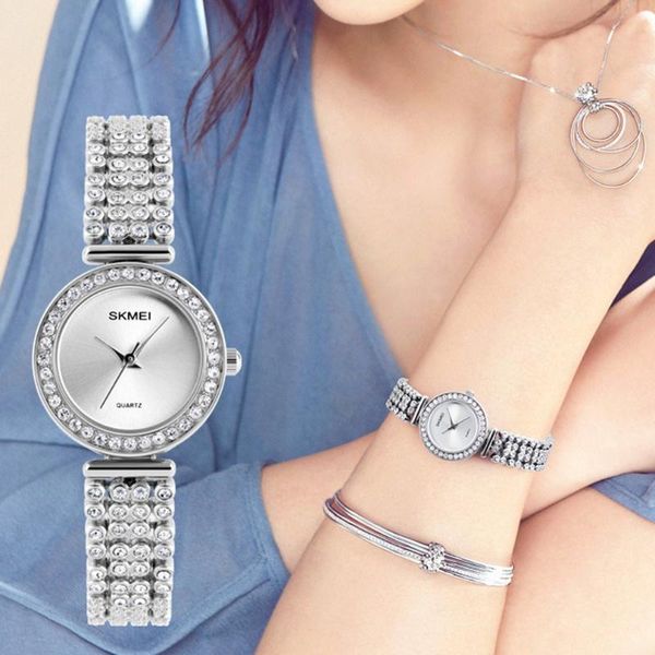 

fashion ladies trend bracelet quartz watch women's zinc alloy exquisite gift wristwatches, Slivery;brown