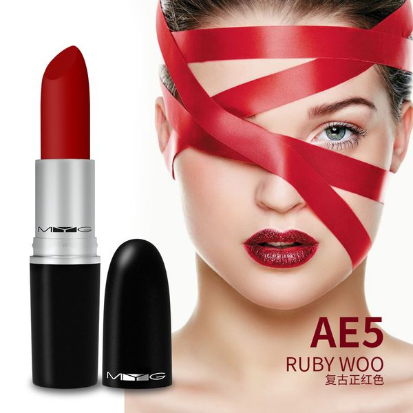 

the color of tube is not easy to fade, matte and dry, moisten velvet lipstick.