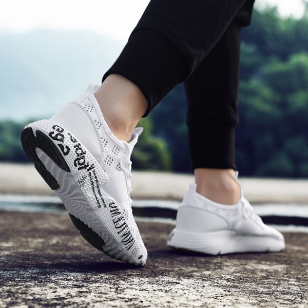 

2021 womens men sport outdoor running shoes breathable mesh red black white blue green runners trainers sneakers code: lx34-g07