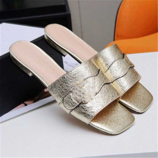 

low heel slippers style metal decoration wave pattern square toe shiny women's shoes, Black
