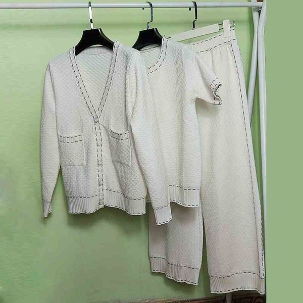 

temperament sweater wide leg pants 3 piece set female autumn winter jacquard cardigan +short-sleeved pullovers sets 210525, White