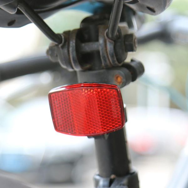 Luci per bici Set di riflettori da montagna Riflettori anteriori per bicicletta MTB Riflettori posteriori di avvertimento Lenti di sicurezza per guida notturna Accessori per ciclismo Goccia