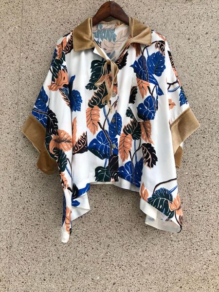 

women's blouses & shirts 2021 summer women flower prints loose shirt female asymmtrical blouse 2 color tutu, White