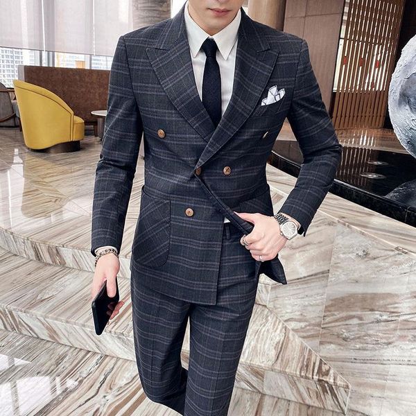 

men's suits & blazers 2-pcs double-breasted plaid patterned skinny fit polyester spandex viscose men suit with peaked lapel and patched, White;black