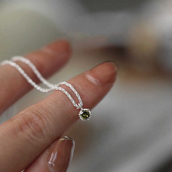 

yongcheng s925 sterling sier forest flavor olive green mini pendant necklace, Silver