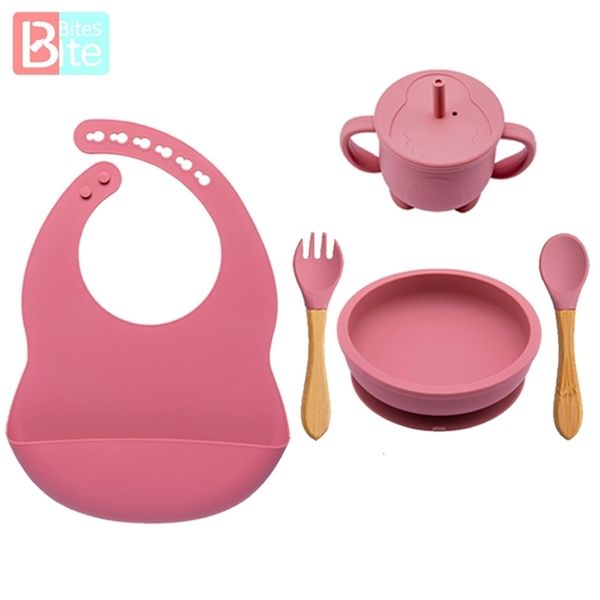 5PCS Baby Feeding Bowl Set Food Grade Silicone Piastra di aspirazione Grandi bambini BPA Free Infant Stoviglie impermeabili 211026