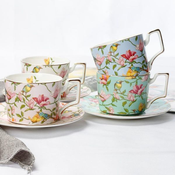 

ml ceramic coffee cup suit european fashion large capacity and elegant red bone porcelain dish cups & saucers
