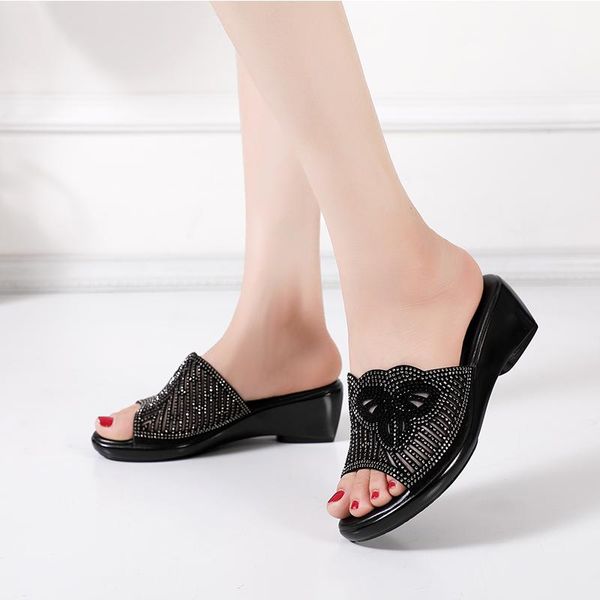 

slippers real leather rhinestone female summer sandals hollow out antiskid, Black