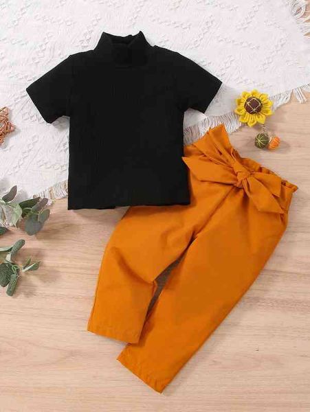 

baby mock neck tee & paperbag waist knot front pants she, White