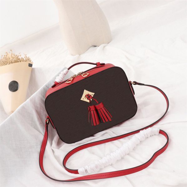 

2022 luxurys designers camera fashion womens bag handbags letter handbag ladies chains cross body clutch totes