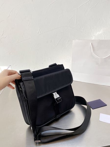

men's and women's leather bags, one shoulder skew fashion beach bag, summer autumn original other bags, shopping handbag designer, Black;red