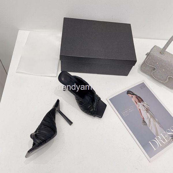 

slippers square head slippers women's thin heels and medium are comfortable to wear outside. early summer shallow mouth wrinkled, Black