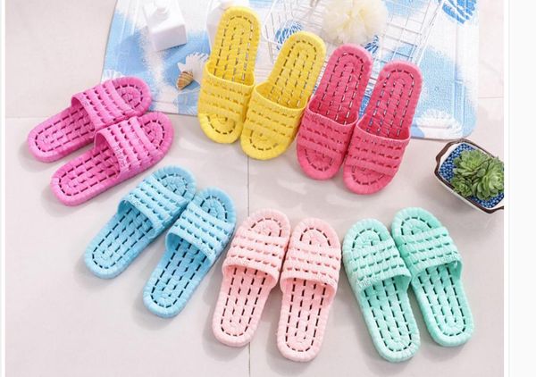 

2021 with new style fashion men's and women's summer home bathroom anti slip bath slippers wear couple's sandals outside home, Black