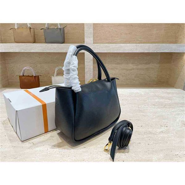 

hanghhangbag luxury designer fashion hand handbag handbags backpack wallet purse shoulder crossbody tote bags mini bag shop dumpling me