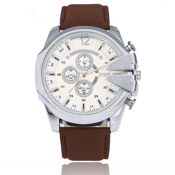 

watch fashion three eye men's large dial personalized leisure quartz, Slivery;brown