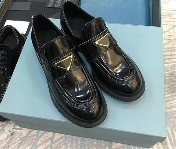 

2021 the latest women matching sneakers, fashion lac low-shoes, classic dress design shoes ,size 35-40, Black