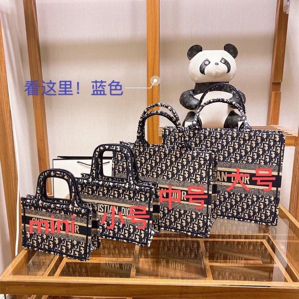 

2021 new versatile women's net red star same portable fashion embroidery canvas shopping bag scarves