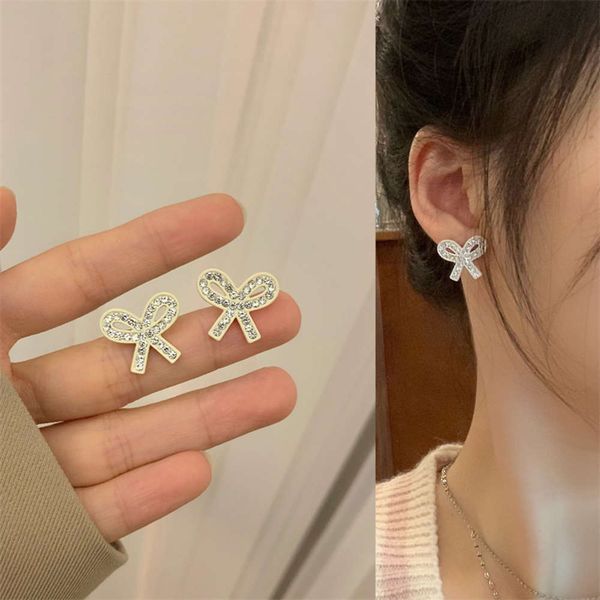 

micro inlaid earrings fashion feminine simple holes