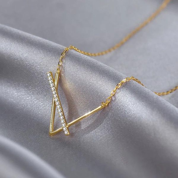 

pendant necklaces classic design v letter necklace for woman titanium steel luxury jewelry female quality, Silver