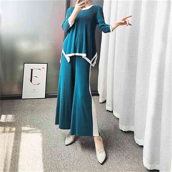 

dresses miyake fashion fold stripesd three quarter irregular t-shirt + wide leg pants striped set, White