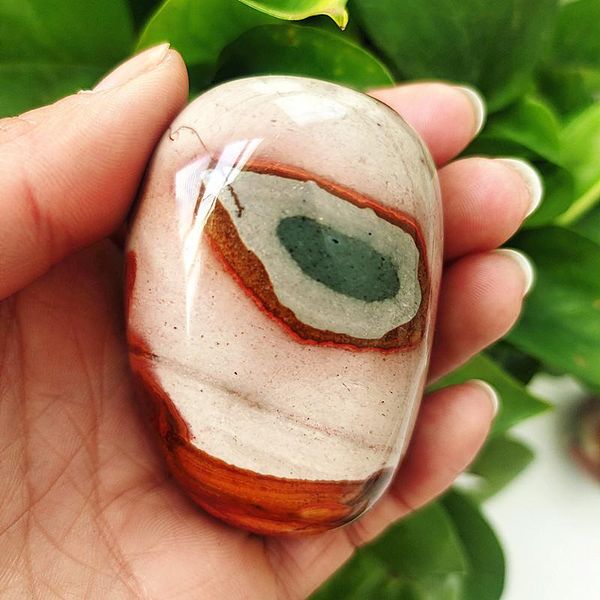

decorative objects & figurines natural stone marine palm healing crystals collection stones and