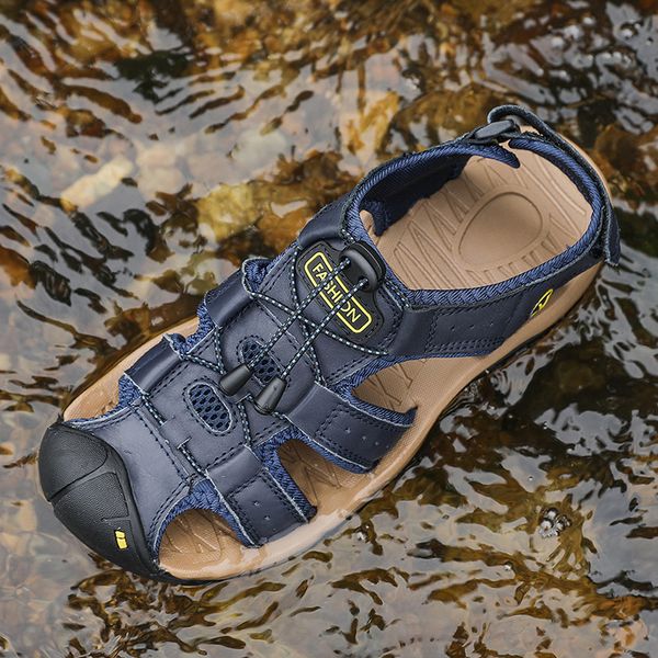 

mens shoes sandals beach shoes outdoor wading leisure hiking deodorant breathable hollow baotou shoes new summer products, Black