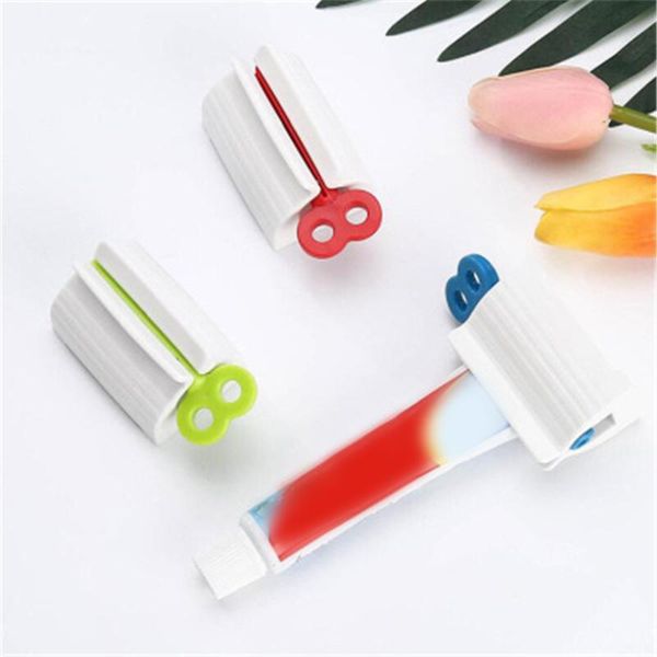 

1pcs toothpaste dispenser tube squeezer plastic squeezing tools cosmetic paint facial cleanser wringer toothbrush holders