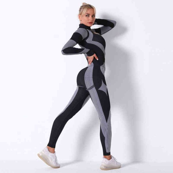 

Women's T-shirt Seamls knitted long sleeve Yoga suit breathable moisture wicking long sports running fitns pants, White