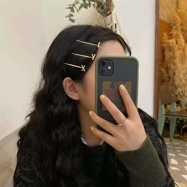 

UNnP can match barrettes own hair clips name of english metal letter can match their own name of the english hairpinsimple clip, Golden;silver