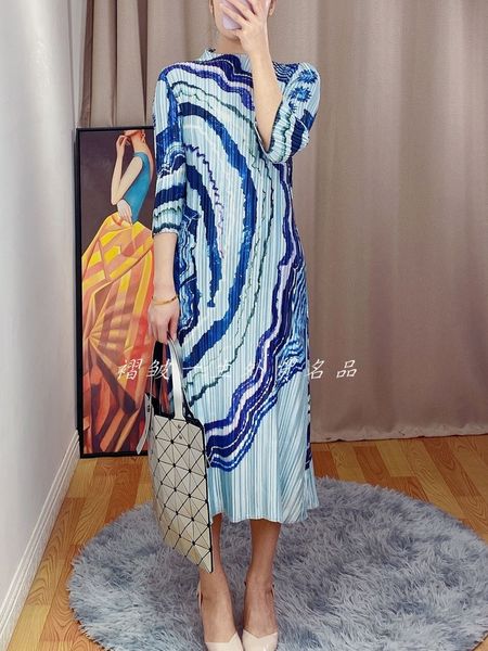 

dress miyake fold stand neck folded wave print a-line, Black;gray